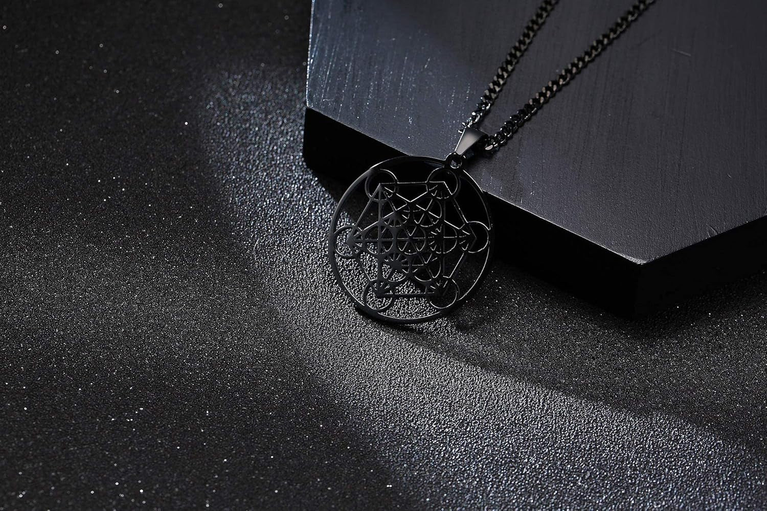 Mens Metatron'S Cube Symbol Medal Necklace,Stainless Steel Sacred Geometry Spiritual Talisman Pendant,24" Chain