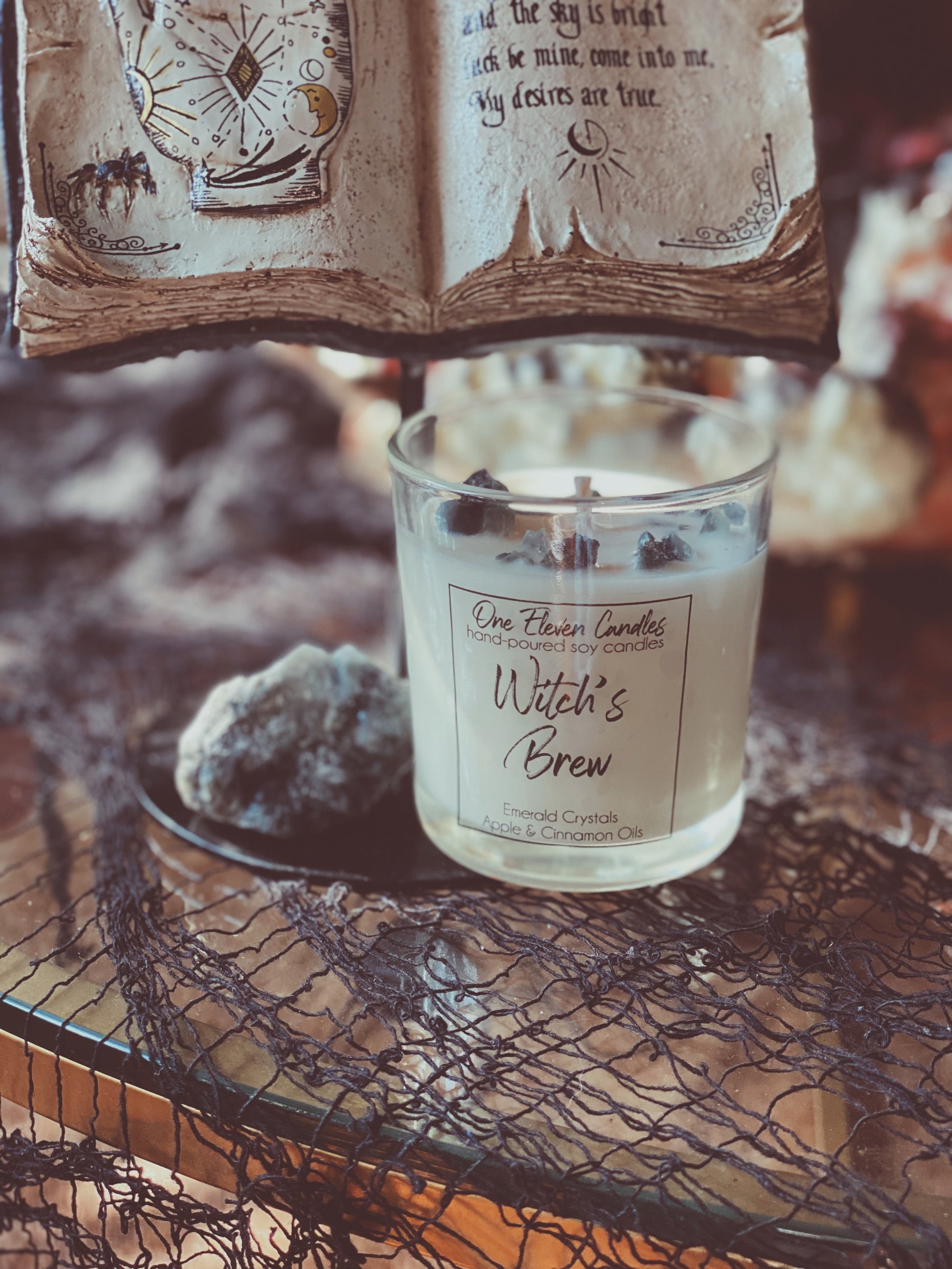 Witch'S Brew Crystal Candle